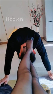 图片[12]_【伯爵】转胯骑马/耳光 踩踏圈养奴_绳艺库视频下载