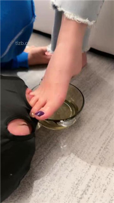 图片[16]_【糯糯】白靴保养/恋足羞辱/全体重踩脸/圣水奖励_绳艺库视频下载