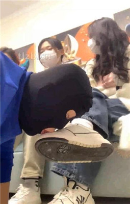 【精神小妹】4S素人学生主-恋足玩脚奴_绳艺库视频下载