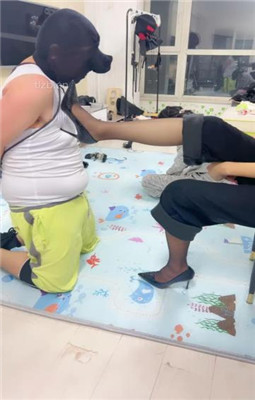 图片[13]_【狠欣人】情侣奴-五花大绑强迫舔鞋/高跟踩踏_绳艺库视频下载