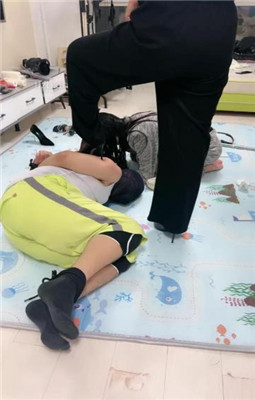 图片[9]_【狠欣人】情侣奴-五花大绑强迫舔鞋/高跟踩踏_绳艺库视频下载