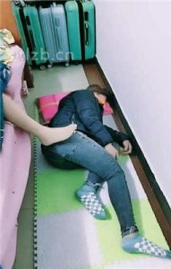 【广东迪迪】母畜-圈养伺候主人起床【双视角版】_绳艺库视频下载