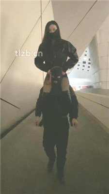 图片[4]_【扶桑】户外遛狗-长靴全体重踩踏_绳艺库视频下载