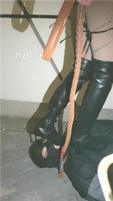 图片[10]_【扶桑】户外遛狗-长靴全体重踩踏_绳艺库视频下载