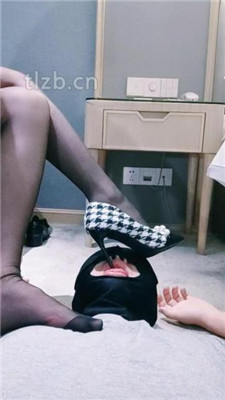 图片[7]_【羌爷】JK小姐姐高跟黑丝踩踏_绳艺库视频下载