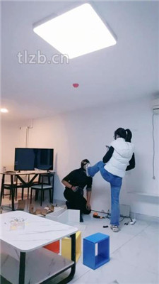 图片[19]_【郡主大大】强迫装修工舔脏鞋/踩踏【双视角版】_绳艺库视频下载