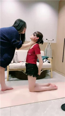 图片[2]_【小羊】女神母畜-掐脖窒息/口水塞嘴虐打_绳艺库视频下载