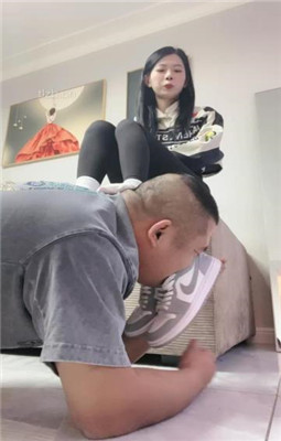 图片[10]_【樱木花椒】Aj白袜开发死猪头-插嘴_绳艺库视频下载