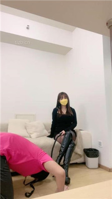 【优里】长靴重刑开发绿帽老公_绳艺库视频下载