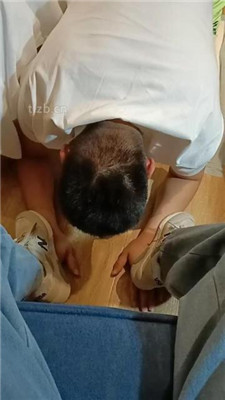 图片[3]_【颜可大大】运动后原味白袜恋足调/圣水泡面_绳艺库视频下载