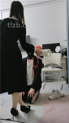 图片[17]_【珈瑶】嘴塞白袜/高跟美腿诱惑调_绳艺库视频下载