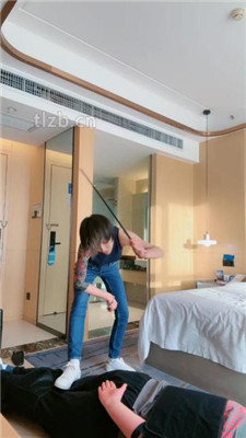 图片[14]_【爵恋霸主】艺术小姨对姐夫的训诫_绳艺库视频下载