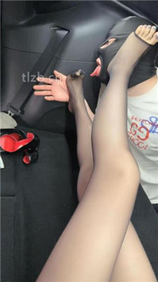 图片[13]_【禾未】车内调-高跟虐乳/舔高跟黑丝美腿/插嘴_绳艺库视频下载