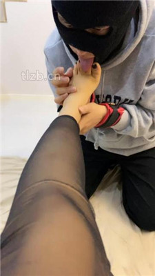 图片[8]_【可儿女王】鞋绑脸气味控制/捆绑虐打/重度踢踹_绳艺库视频下载