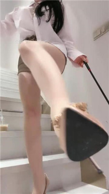 图片[2]_【一诺大小姐】第一视角-楼梯间-高跟美腿辱_绳艺库视频下载
