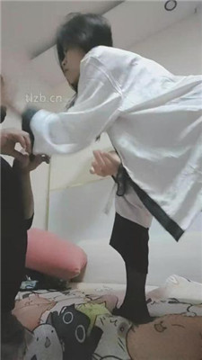 图片[2]_【奶糖】骑马人肉坐垫/脚耳光/跪舔原味jio_绳艺库视频下载