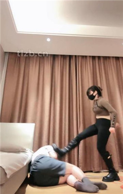 图片[6]_【不期而遇】恋臀爱好者-长筒靴艺术踢踩跺/磕头认错_绳艺库视频下载