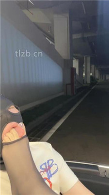 图片[12]_【禾未】车内调-高跟虐乳/舔高跟黑丝美腿/插嘴_绳艺库视频下载