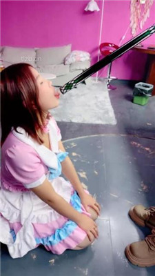 图片[3]_【惠子大大】母畜-舔裸足-脚耳光-球杆插嘴-口水_绳艺库视频下载