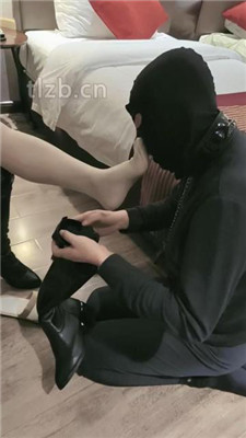 图片[16]_【心甜夫妻】跪镜子前羞辱/舔脏鞋/喝圣水/揪耳朵/转胯【完整版】_绳艺库视频下载