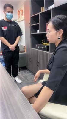 【Alice】高跟黑丝踩踏-鞭打骑马-坐脸窒息_绳艺库视频下载