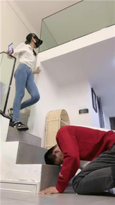 图片[14]_【美娜格格】白短靴&AJ全体重踩地毯_绳艺库视频下载