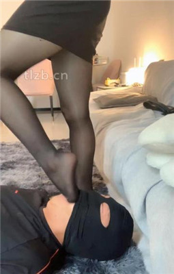 图片[17]_【小麦】虐乳/长靴黑丝碾压踩/转胯黑丝诱惑/喝圣水_绳艺库视频下载