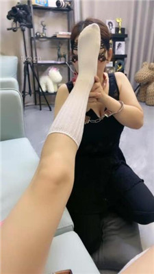 图片[12]_【cc.s】母畜-狗链遛狗/白袜皮鞋辱/戴手铐/闻棉袜_绳艺库视频下载