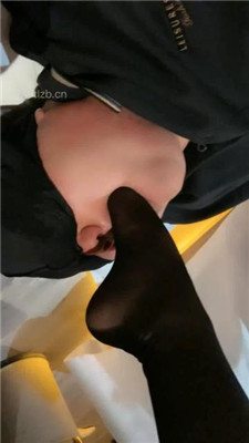 图片[15]_【千条姐】小白鞋黑丝全体重踩踏_绳艺库视频下载