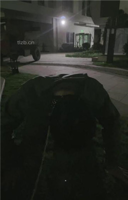 【清禾】小区楼下遛狗犬化男友_绳艺库视频下载