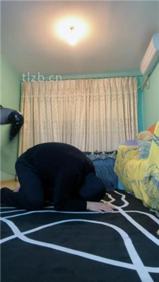 图片[10]_【柒柒学姐】狗链遛狗/长靴高跟黑丝踩踏_绳艺库视频下载