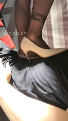 图片[15]_【领主老大】长靴-小白鞋-高跟全体重踩踏_绳艺库视频下载