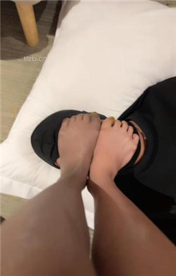 图片[12]_【冷爷】高跟黑丝踩/闻舔脏鞋原味袜子美腿_绳艺库视频下载