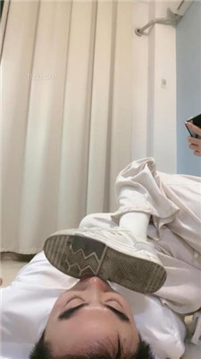 图片[16]_【时颜】坐脸窒息/舔超脏小白鞋/裸足白袜辱_绳艺库视频下载