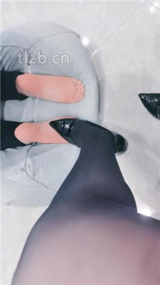 图片[14]_【小羊】母畜-狗链转胯遛狗/闻舔黑丝_绳艺库视频下载