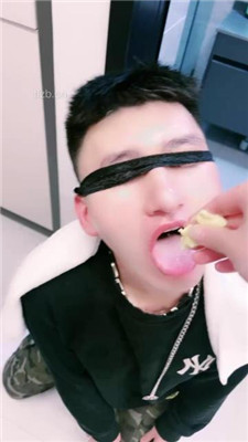 图片[15]_【韩涵】口球塞嘴/强迫圣水/鞋跟插嘴/吃咀嚼物_绳艺库视频下载