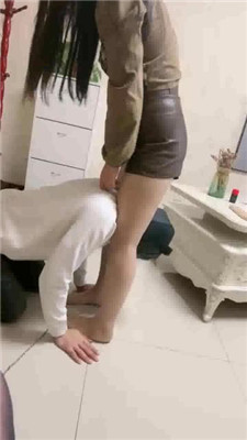 图片[11]_【草莓S】双S-高跟长靴闻舔/长靴窒息臭死贱奴_绳艺库视频下载