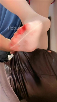 图片[10]_【草莓奶昔】极限脚深喉插吐【双视角版】_绳艺库视频下载