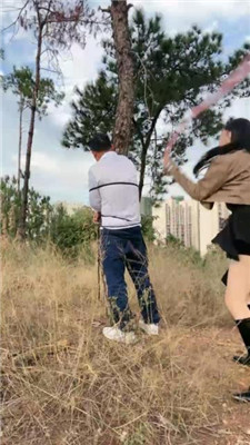 图片[2]_【cc.s】户外荒野虐跟踪狂-重度鞭刑_绳艺库视频下载