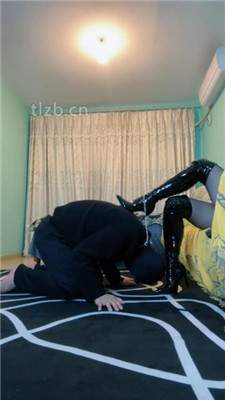 图片[16]_【柒柒学姐】狗链遛狗/长靴高跟黑丝踩踏_绳艺库视频下载