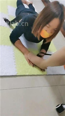 图片[2]_【广东迪迪】臭脚丫玩虐小三母畜【上】_绳艺库视频下载