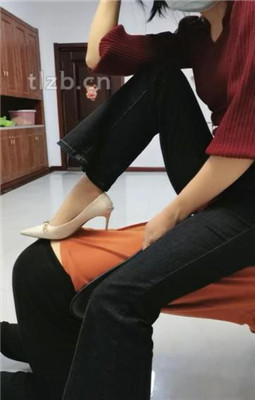 图片[15]_【凌儿女神】恋足的畜生-鞭打/sp/踢踹【续集】_绳艺库视频下载