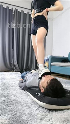 图片[10]_【诗琪】运动鞋白棉袜全体重踩踏_绳艺库视频下载