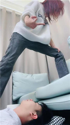 图片[16]_【术术】腿绞窒息/踩踏/原味白袜辱/踢踹/裸足踩狗脸_绳艺库视频下载