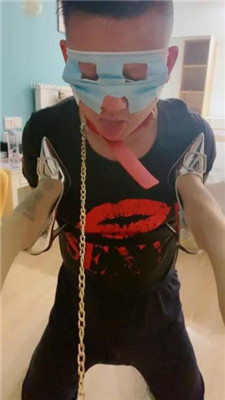 图片[11]_【不知名美女】银色高跟-碾压虐乳/坐垫吸臭/浓痰【完整版】_绳艺库视频下载