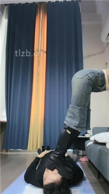 图片[6]_【不期而遇】牛仔裤臀下羞辱-圣水-闻超臭白袜-踩踏_绳艺库视频下载