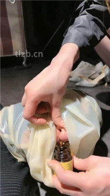 图片[16]_【领主老大】长靴-小白鞋-高跟全体重踩踏_绳艺库视频下载