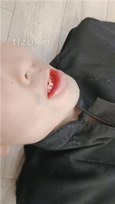 图片[4]_【昭玥】转胯/全体重踩踏/舔脏鞋-小白鞋棉袜_绳艺库视频下载