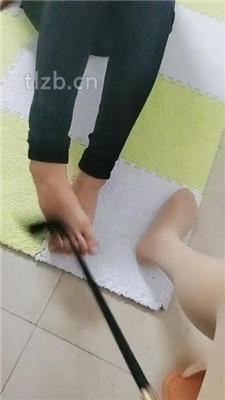 图片[3]_【广东迪迪】臭脚丫玩虐小三母畜【下】_绳艺库视频下载