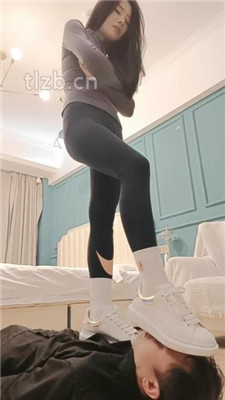 图片[16]_【昭玥】转胯/全体重踩踏/舔脏鞋-小白鞋棉袜_绳艺库视频下载